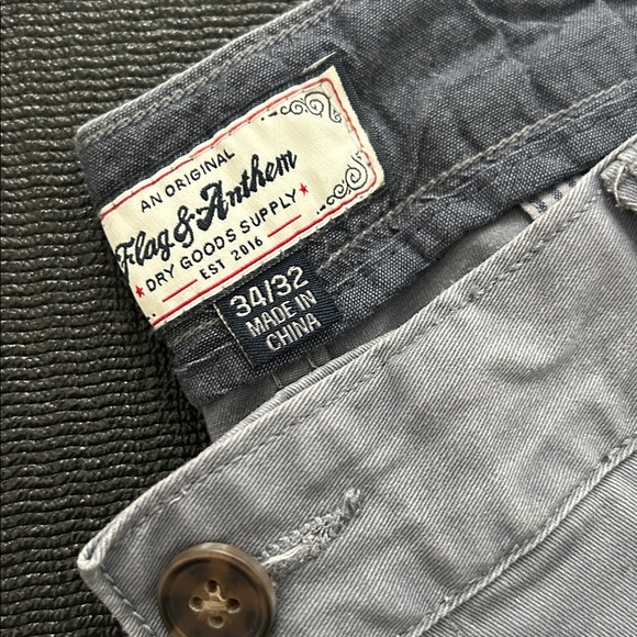 Flag and anthem lot - Picture 7 of 12